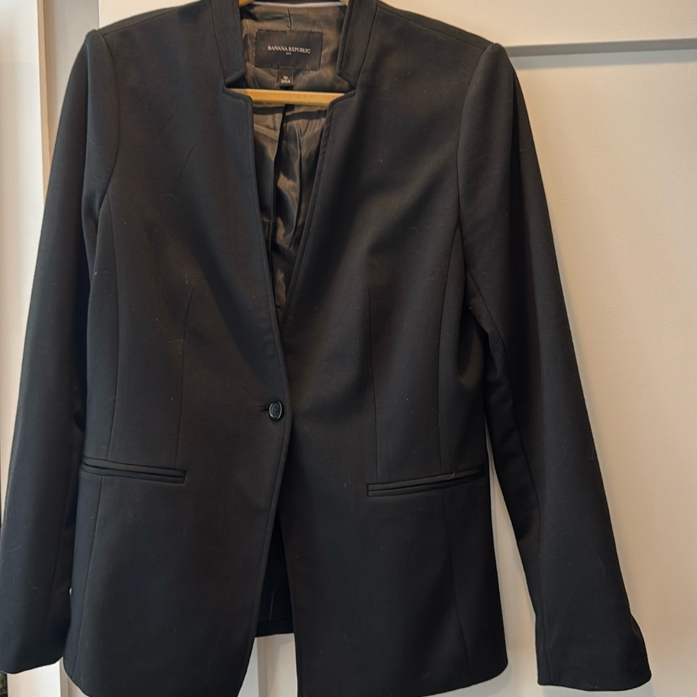 Banana Republic black blazer